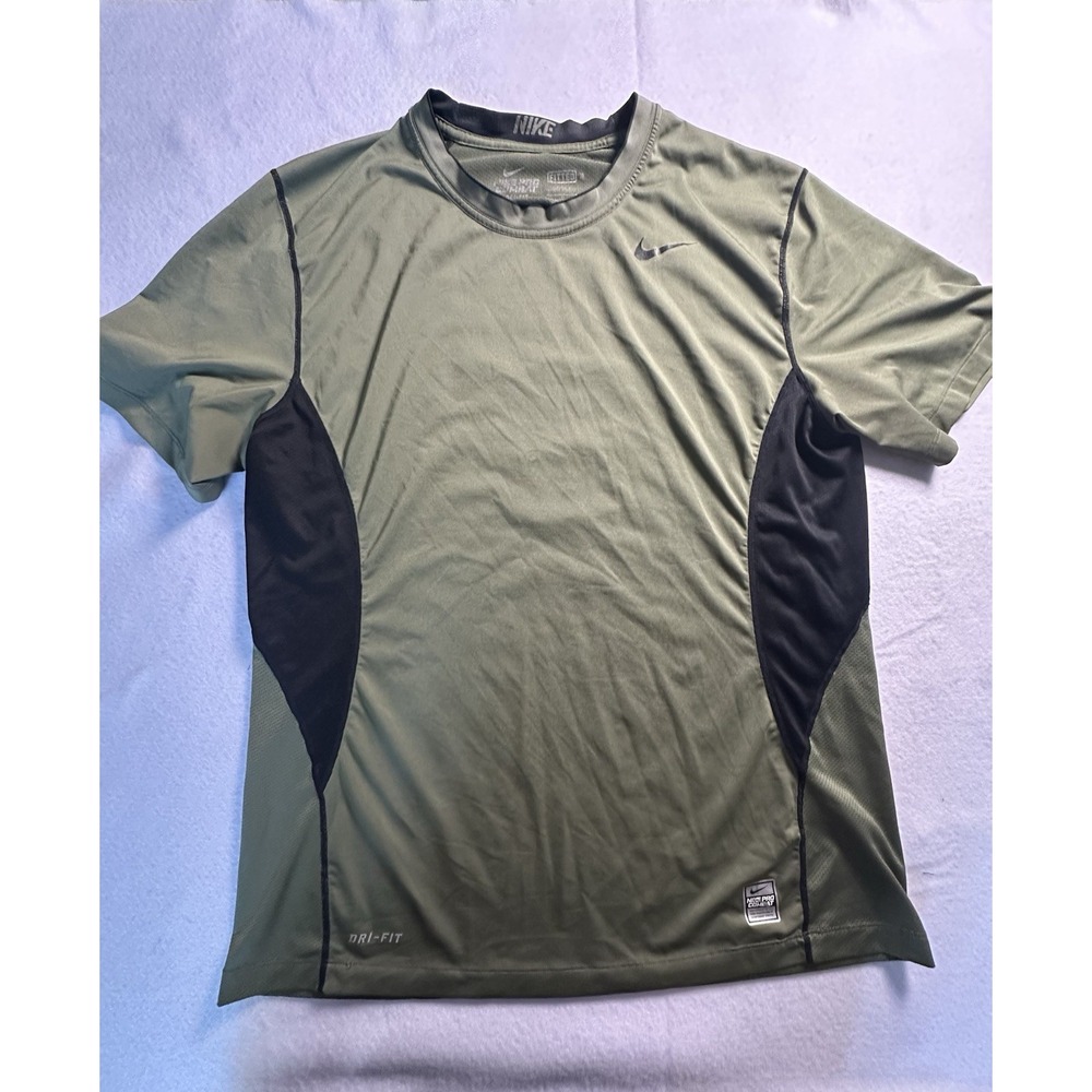 Nike Pro Combat Short Sleeve Shirt  Slits In The Back Size Large Women's
